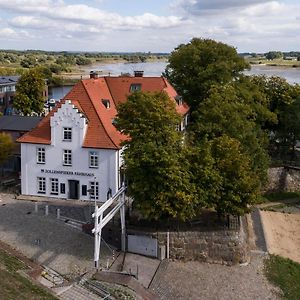 Traditionshaus By Zollenspieker Faehrhaus